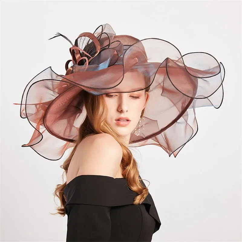 Chapeau de cérémonie classique