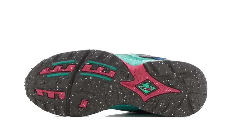 Nike Air Terra Humara Undefeated Light Menta