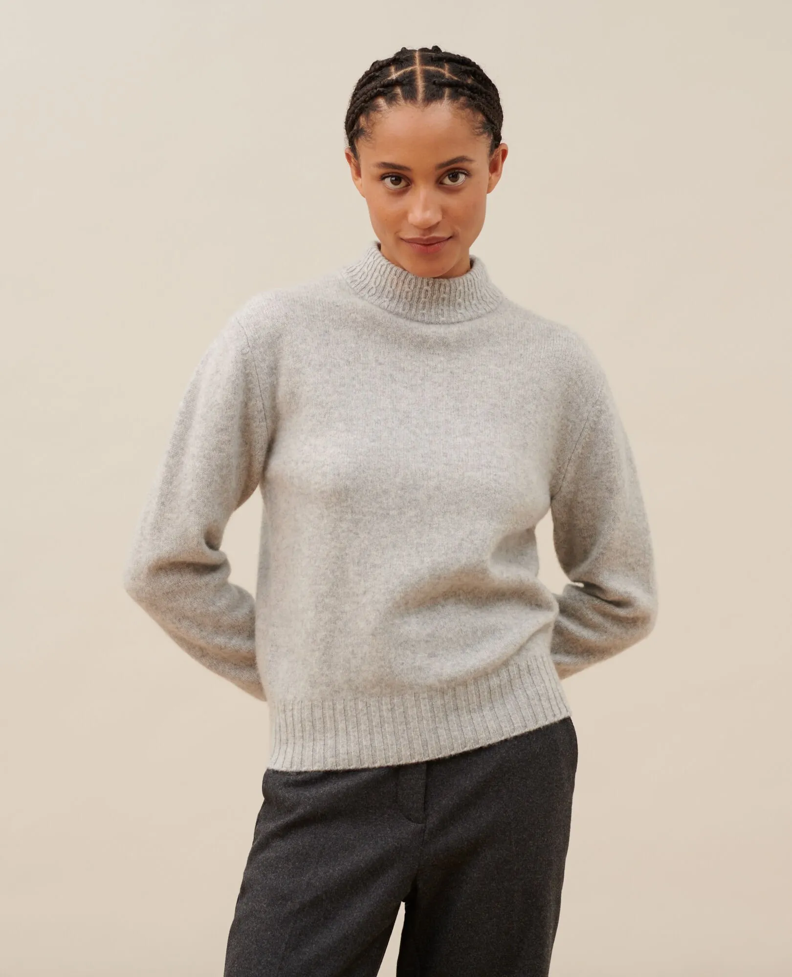 Pull col montant en cachemire
